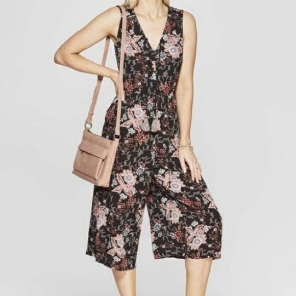 Knox Rose Pants - Knox Rose Black Floral Cropp Wide Leg Jumpsuit XL